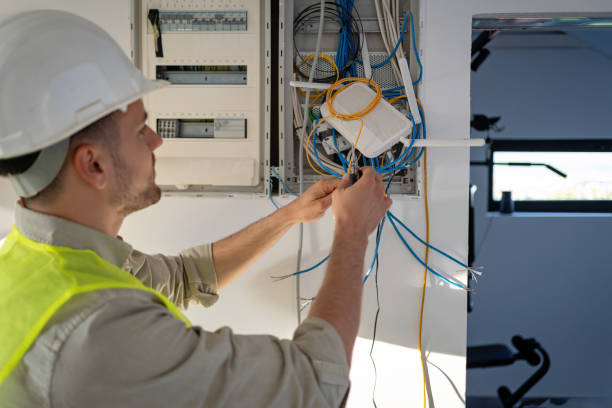 Best Electrical Outlet Repair  in Cedar Rapids, IA